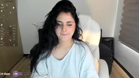 Snapshot of matilda_sweet18 chatting on 12/29/24, 05:01 Lucia online show from 12/29/24, 05:01