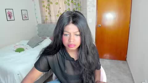 Daniela online show from 11/06/25, 08:32