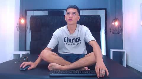 Matt Ruso online show from 10/11/25, 06:17