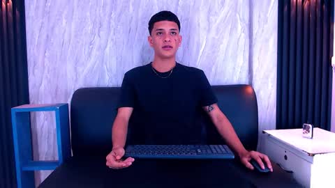 Matt Ruso online show from 10/23/25, 04:01