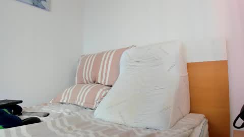 Snapshot of mattbauman94 chatting on 10/11/25, 08:29 ig mattventure94 online show from 10/11/25, 08:29