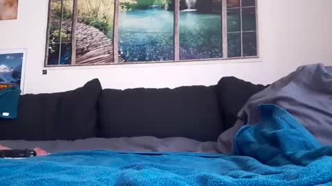 Snapshot of matten80 chatting on 01/12/25, 09:40 matten80 online show from 01/12/25, 09:40