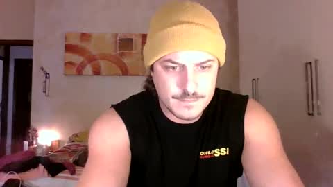 matteushh87 online show from 10/17/25, 08:28