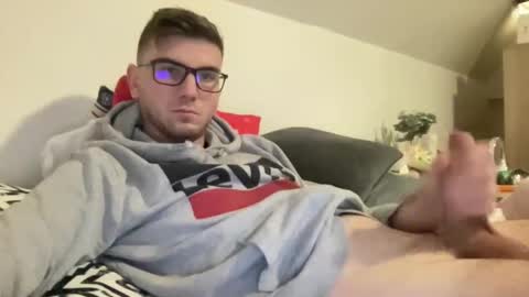 Snapshot of matthd21 chatting on 01/23/25, 01:24 matthd21 online show from 01/23/25, 01:24