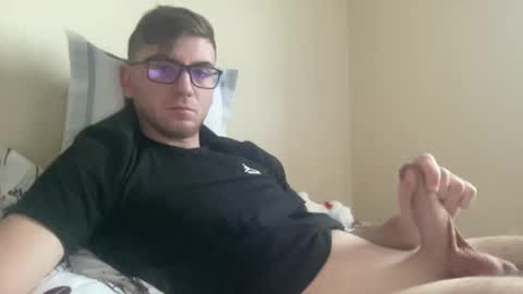 Snapshot of matthd21 chatting on 02/24/25, 01:53 matthd21 online show from 02/24/25, 01:53