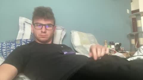 Snapshot of matthd21 chatting on 10/27/25, 07:23 matthd21 online show from 10/27/25, 07:23