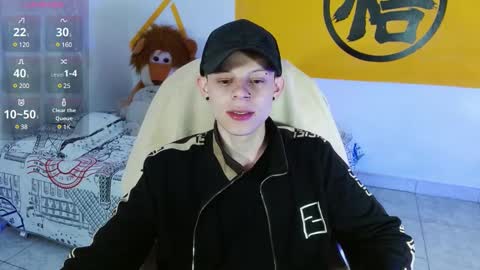 Snapshot of matthewboy_ chatting on 01/13/25, 04:50 MatthewBoy online show from 01/13/25, 04:50