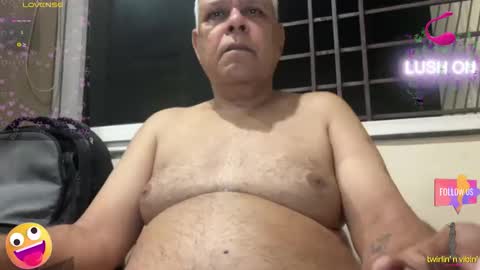 Snapshot of maturedman_44 chatting on 09/18/25, 10:56 DEV online show from 09/18/25, 10:56