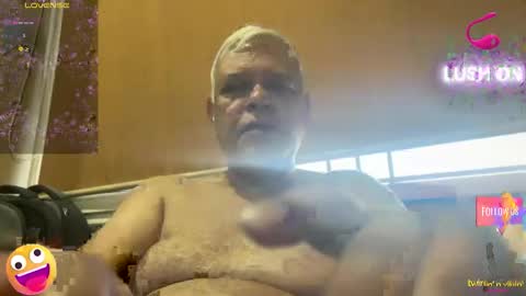 Snapshot of maturedman_44 chatting on 09/20/25, 12:33 DEV online show from 09/20/25, 12:33