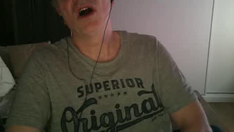 Snapshot of maturehotman chatting on 01/14/25, 08:04 maturehotman online show from 01/14/25, 08:04