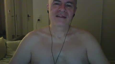 Snapshot of maturehotman chatting on 02/09/25, 07:16 maturehotman online show from 02/09/25, 07:16