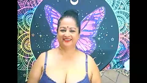 Snapshot of matureindian4u65 chatting on 03/03/25, 09:37 matureindian4u65 online show from 03/03/25, 09:37