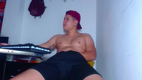 maty219 online show from 11/21/25, 12:15