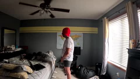 Snapshot of mauricescott chatting on 11/02/25, 09:06 mauricescott online show from 11/02/25, 09:06