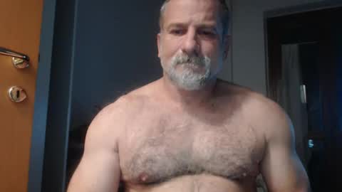 mauro1971 online show from 10/05/25, 06:17