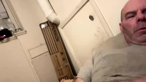 Snapshot of maverick7000 chatting on 02/16/25, 01:05 maverick7000 online show from 02/16/25, 01:05