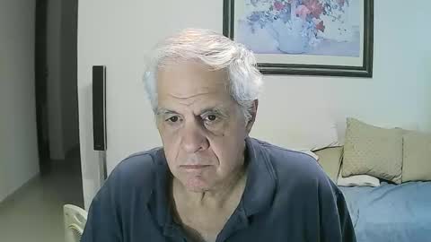 Snapshot of max_2017 chatting on 11/30/25, 10:14 max_2017 online show from 11/30/25, 10:14