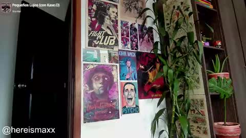 Snapshot of max_greenn chatting on 12/26/24, 06:43 Max Follow me IGX hereismaxx online show from 12/26/24, 06:43