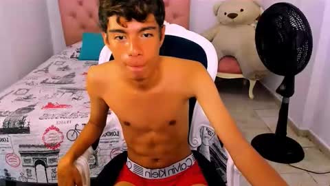 max sweett online show from 09/16/25, 02:45