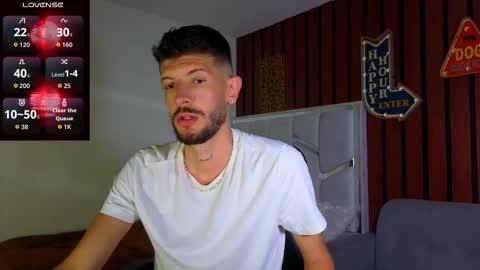 Snapshot of max_tayloor chatting on 11/07/25, 11:38 Max Taylor online show from 11/07/25, 11:38