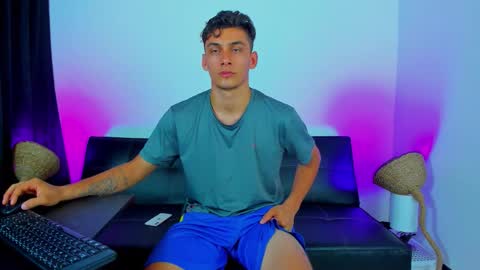 MAX     online show from 11/04/25, 09:19