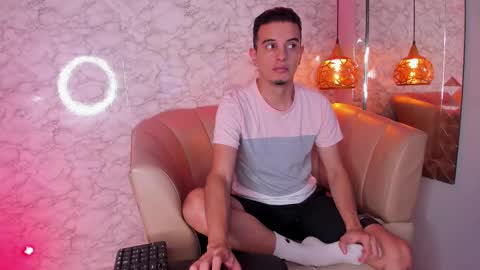 Maximiliano online show from 10/03/25, 09:45