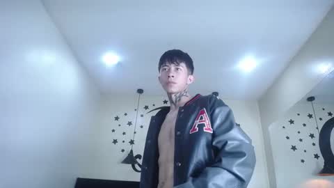 Snapshot of maxdominant_ chatting on 09/24/25, 02:59 MaxDominant online show from 09/24/25, 02:59