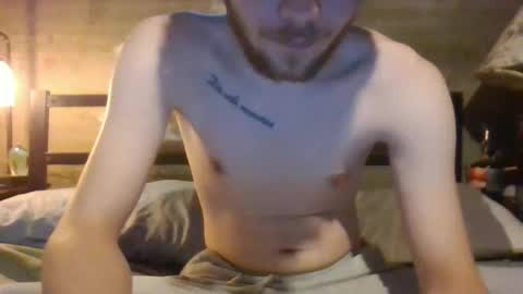 Snapshot of maxgetswilder chatting on 09/11/25, 01:22 Max Wilder online show from 09/11/25, 01:22