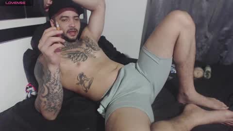 Snapshot of maxi_rogger chatting on 02/12/25, 02:45 maxi rogger online show from 02/12/25, 02:45
