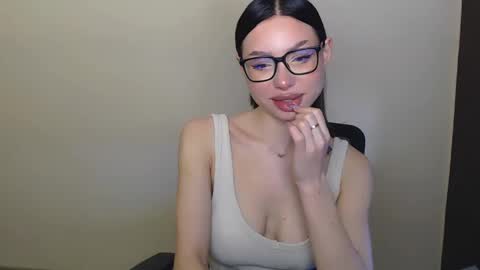 Snapshot of maxi_sweetheart chatting on 01/05/25, 09:15 Joanna online show from 01/05/25, 09:15