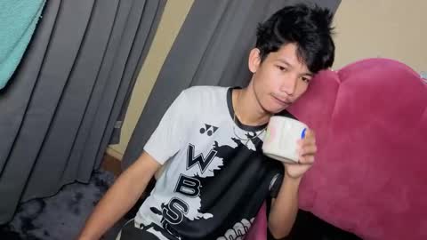 Reyn online show from 11/18/25, 10:14