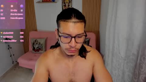 Snapshot of maxifit_ chatting on 02/05/25, 10:08 Mikael online show from 02/05/25, 10:08
