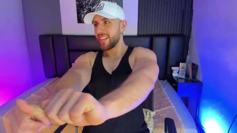 Maximo Wolf online show from 03/02/25, 03:56