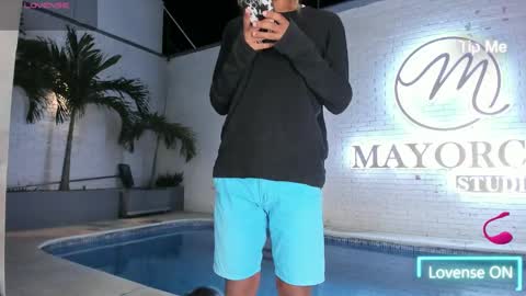 maxim online show from 10/10/25, 06:12