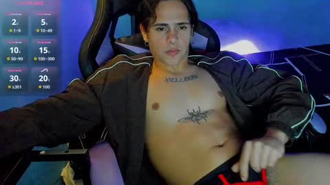 maximiliano_scoott_ online show from 09/23/25, 06:55