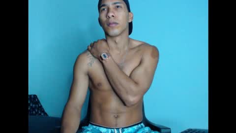 Snapshot of maximo_vega_new chatting on 12/18/24, 05:04 Maximo Aron Vega online show from 12/18/24, 05:04