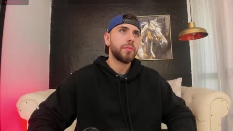 Snapshot of maximo_wolf1 chatting on 10/14/25, 08:09 Maximo Wolf online show from 10/14/25, 08:09