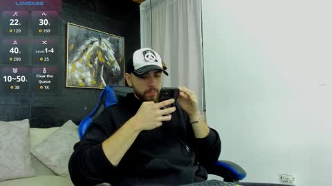 Snapshot of maximo_wolf1 chatting on 11/01/25, 08:22 Maximo Wolf online show from 11/01/25, 08:22