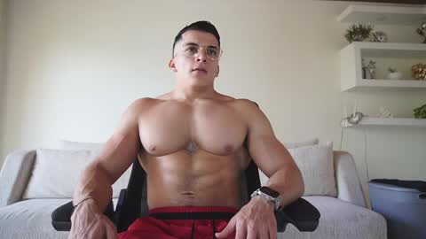 Sebastian online show from 10/16/25, 07:26