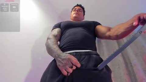 Maximoscott online show from 01/26/25, 07:52