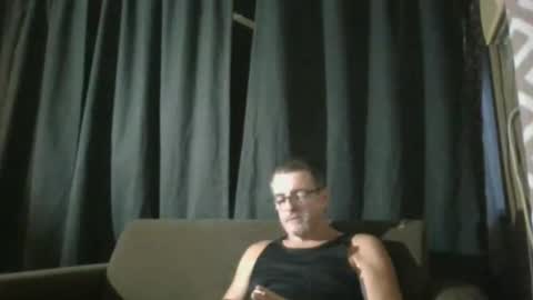 Snapshot of maximus_oreally chatting on 03/08/25, 08:22 Max online show from 03/08/25, 08:22