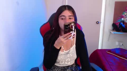 maxinesex_ online show from 11/19/25, 01:33