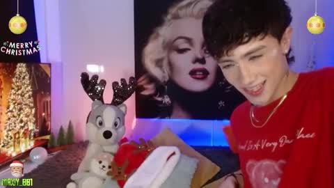 Max online show from 12/03/24, 11:01