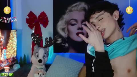 Max online show from 12/14/24, 10:24