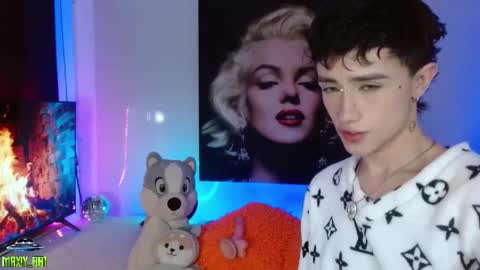 Max online show from 02/20/25, 07:12