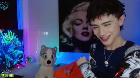 Max online show from 02/24/25, 06:38