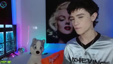 Max online show from 03/11/25, 05:05