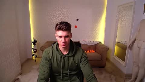 MaxKaiden online show from 10/19/25, 04:46