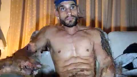 Snapshot of maxpac_rocco chatting on 09/25/25, 08:01 Luca Dominus online show from 09/25/25, 08:01