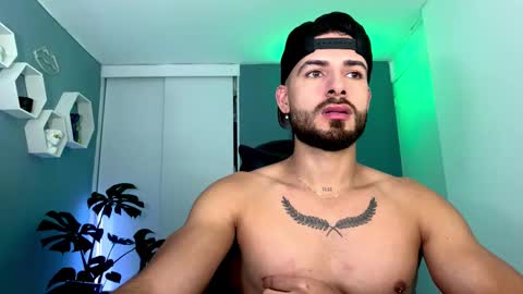 Maxi online show from 11/05/25, 02:44